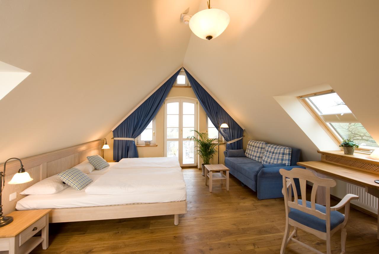 Hotel Gutshaus Parin - Bio- Und Gesundheitshotel Moor-Rolofshagen Kültér fotó